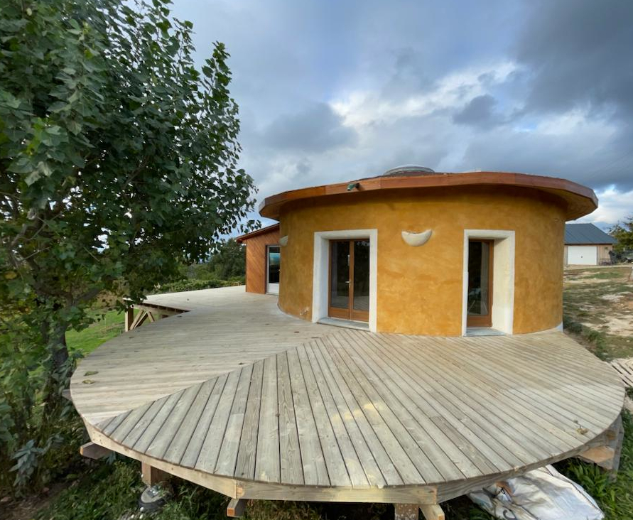 Yourte en dur paille 